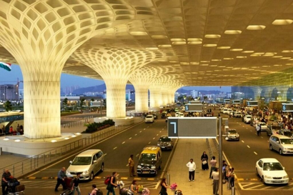 Mumbai International Airport Image